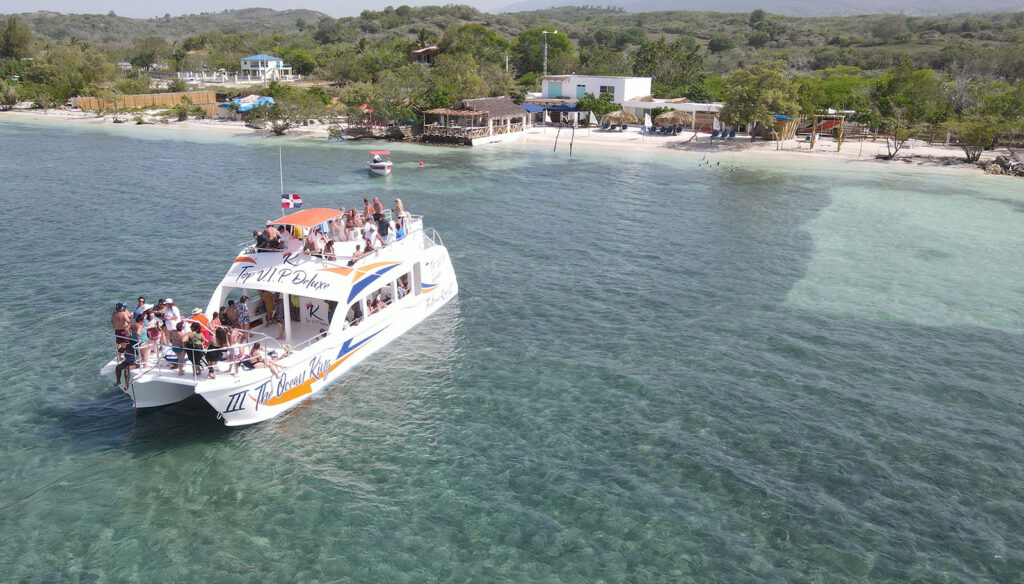 boat-to-cayo-arena - We❤️Buen Hombre | Kitesurf Domincan Republic