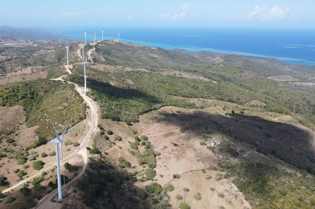 windmills-montecristi-dr - We❤️Buen Hombre | Kitesurf Domincan Republic