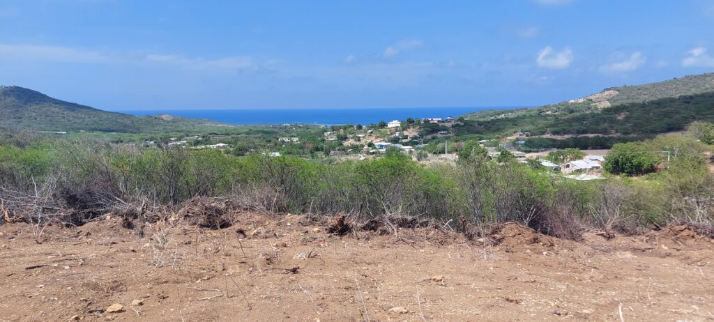 Low cost building land is attracting new buyers to Buen Hombre. - We❤️Buen Hombre | Kitesurf Domincan Republic Low cost building land is attracting new buyers to Buen Hombre.
